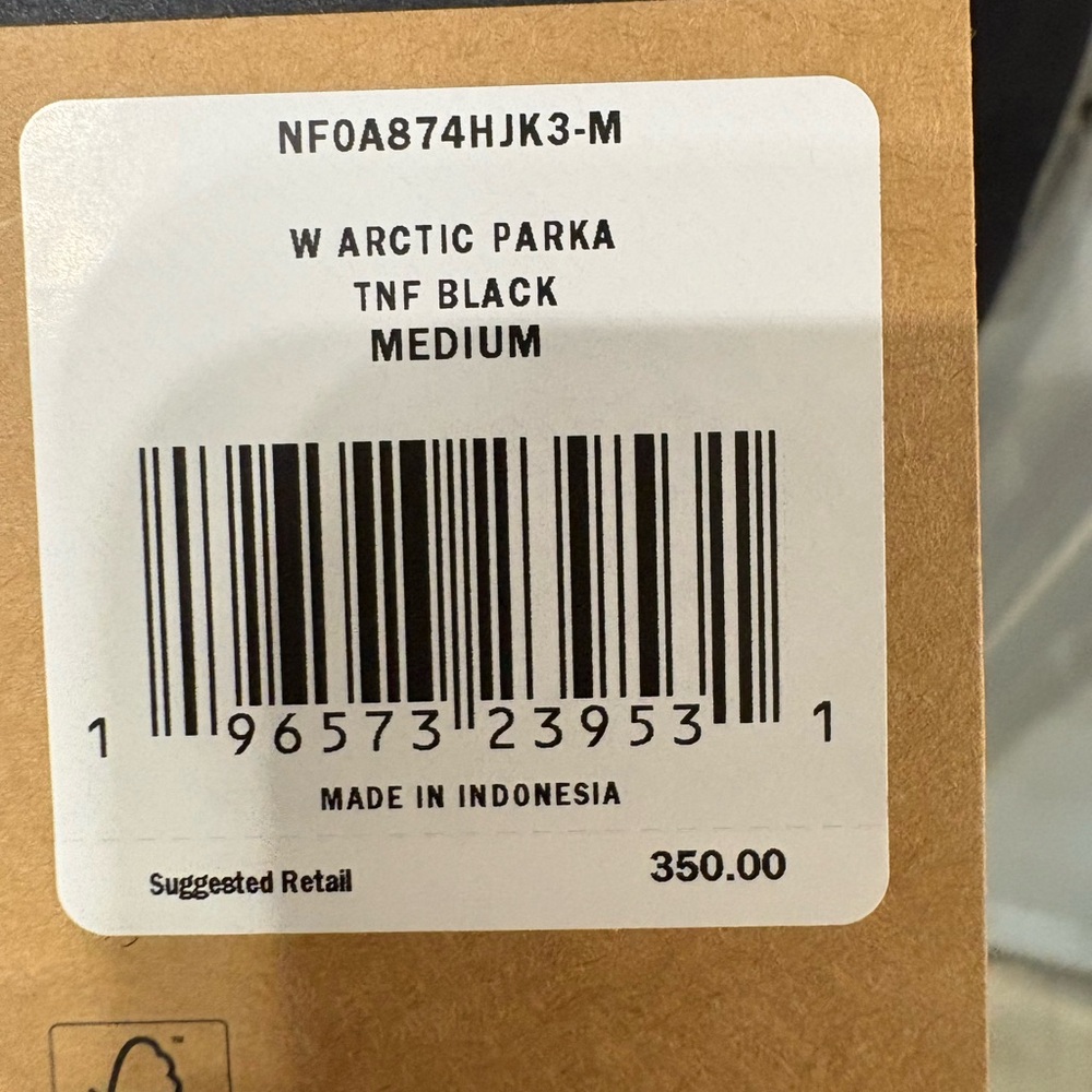 The North Face W Artic Parka TNF Blak Jacket with White Logo - Picture 9 of 10